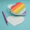FOGLI PER APPUNTI, IN CACCA DI ELEFANTE BOX CUORE, LINEA RAINBOW, MISURE 8x7x5 CM COD.VAHPHSR