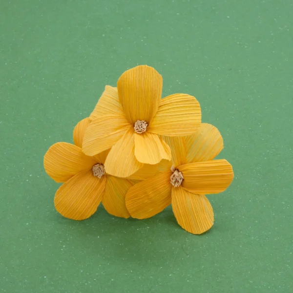 Fiore Primavera naturale e arancione per bomboniera