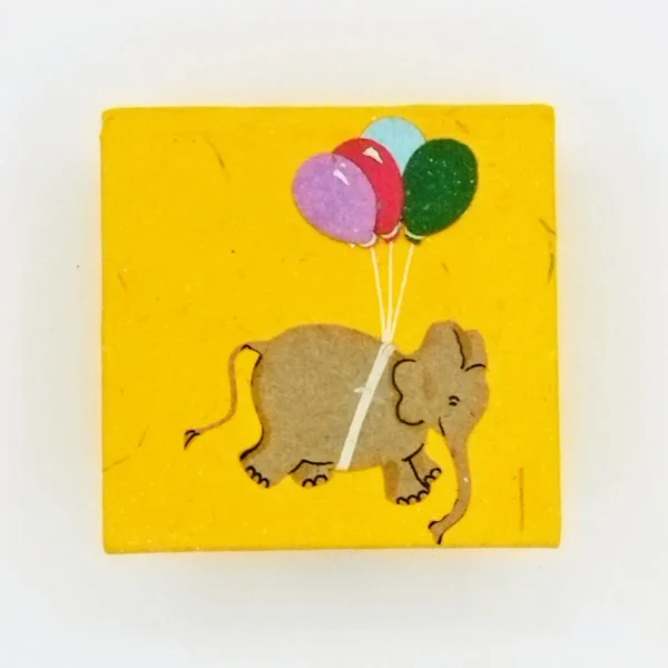 Fogli da scrivania in carta di cacca di elefante in box piccolo con palloncini