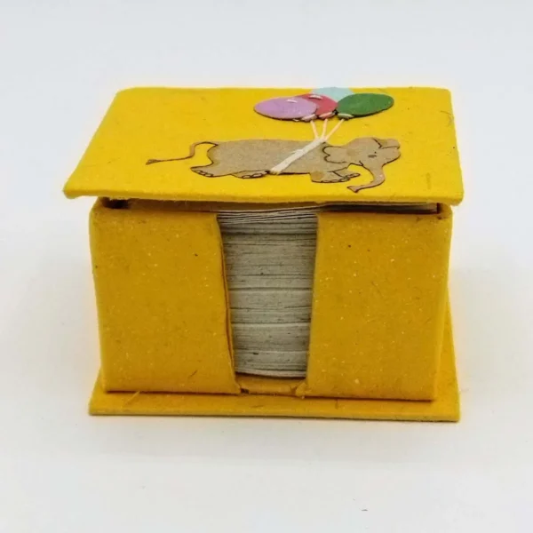 Fogli da scrivania in carta di cacca di elefante in box piccolo con palloncini