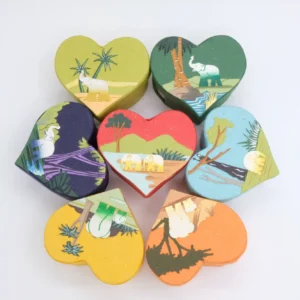 Fogli per appunti a cuore in carta fatta con cacca di elefante misura 8x7x4,5 cm. cod. VAHPHS