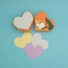 Fogli per appunti a cuore in carta fatta con cacca di elefante misura 8x7x4,5 cm. cod. VAHPHS