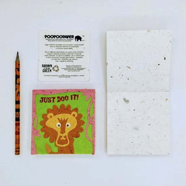 Blocco per appunti con fogli in cacca di elefante linea ANIMAL FACE misure 10x10x3 cm