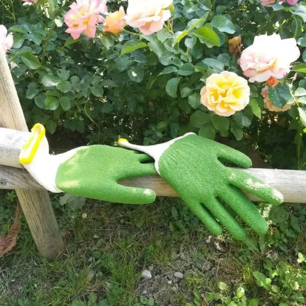 Guanti da giardino in cotone e gomma