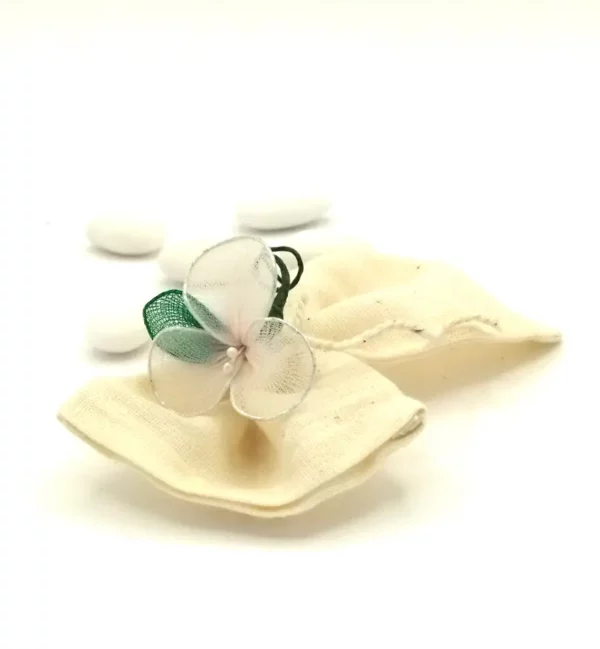 Fiore Araliya classico per bomboniera