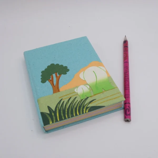 Quaderno medio in carta di cacca di elefante 10x13 cm