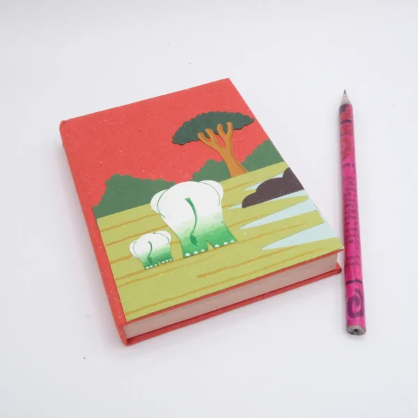 Quaderno medio in carta di cacca di elefante 10x13 cm