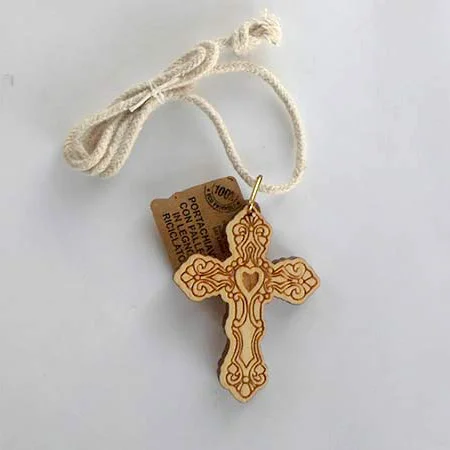 Portachiavi croce in legno